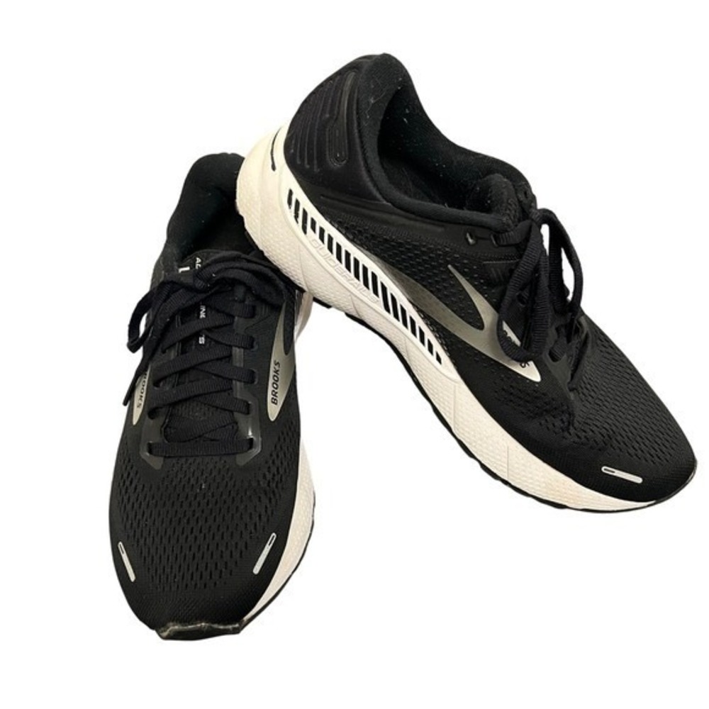 Brooks Adrenaline GTS 22 Women 10.5 Running Shoes Black White Stability Sneakers